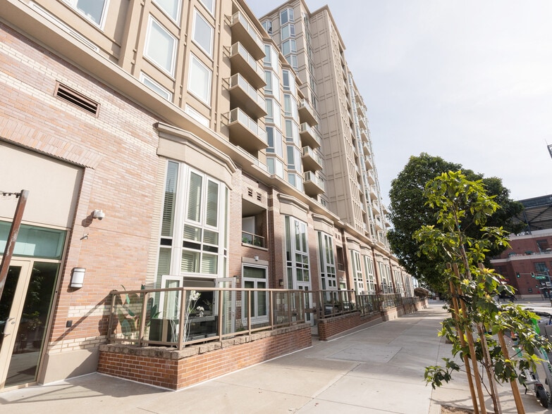 Building Photo - 88 King St