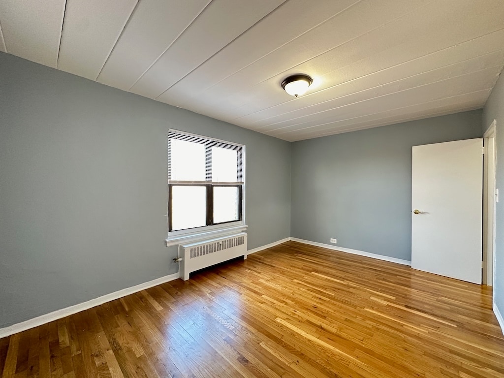 Building Photo - 1360 W Touhy Ave