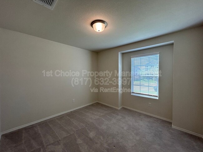 Building Photo - 4644 Benham Dr