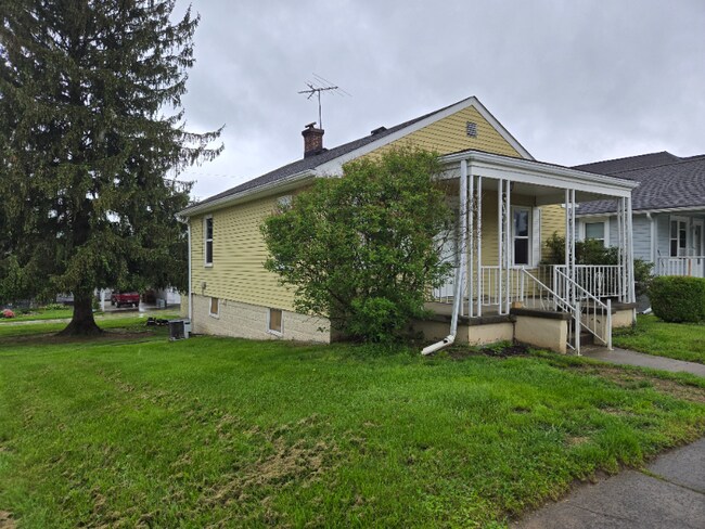 Building Photo - 3800 Olive St