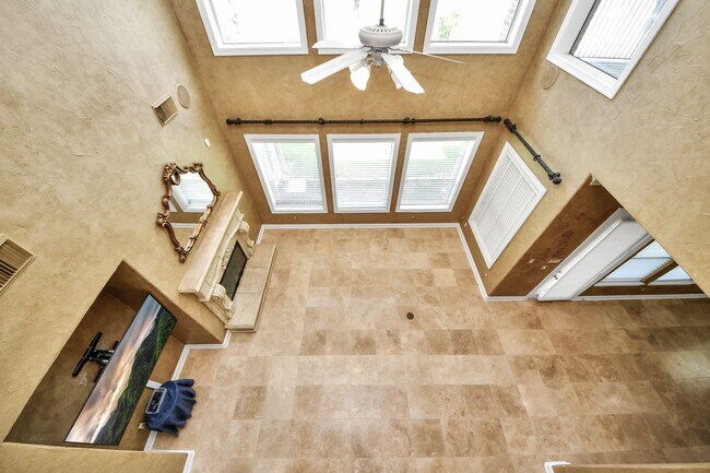 Building Photo - 3727 Lakeridge Canyon Dr
