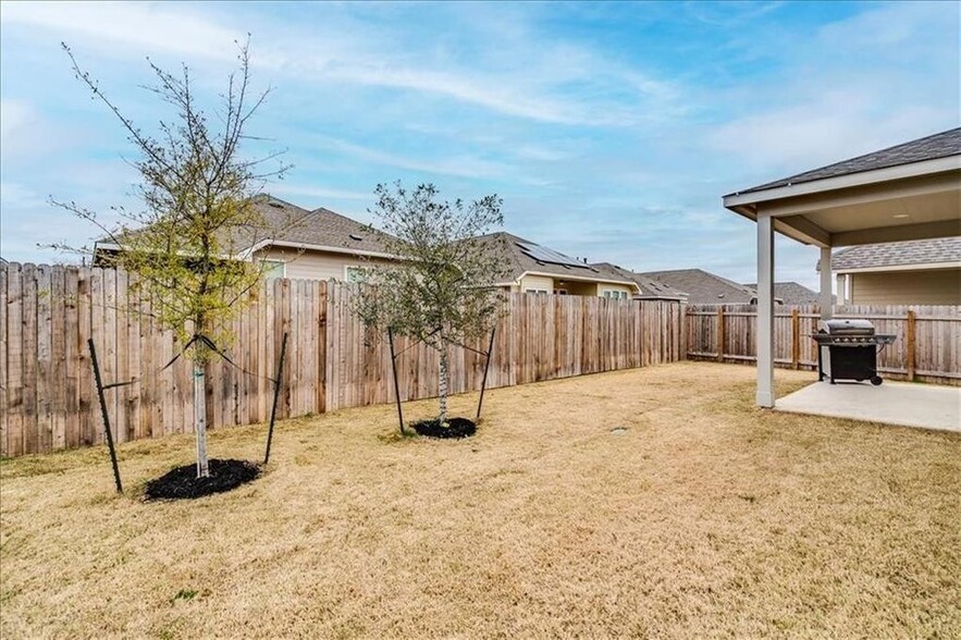 Building Photo - 101 Locklin Dr