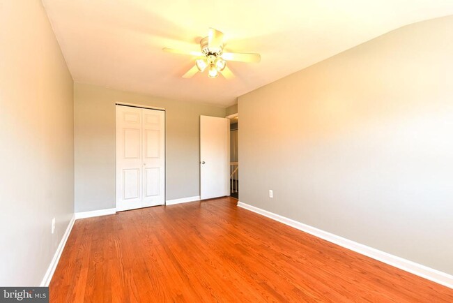 Building Photo - 1130 Linden Ave