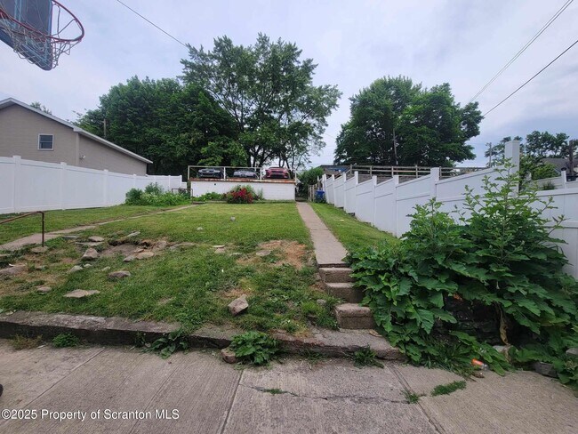 Building Photo - 224 Harrison Ave