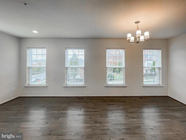 Building Photo - 15501 Newtonmore Ln