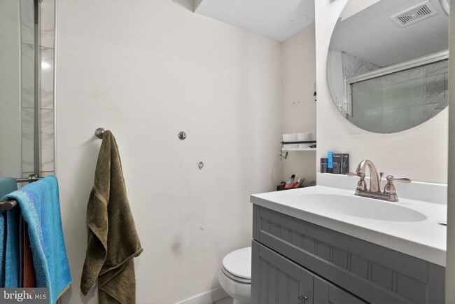 Building Photo - 1217 E Berks St