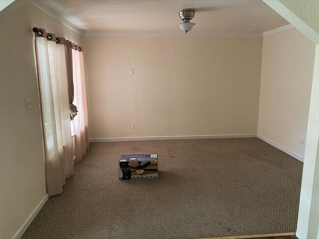 Building Photo - 4527 Clearspring Dr