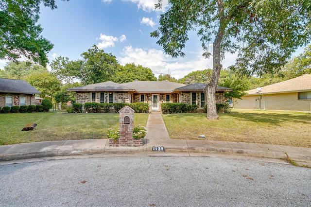 Building Photo - 1135 Joanna Cir