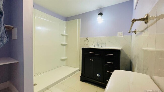 Building Photo - 31 Brainerd Rd