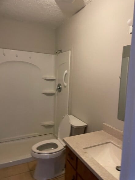 Bathroom - 133 Fairview Dr NW