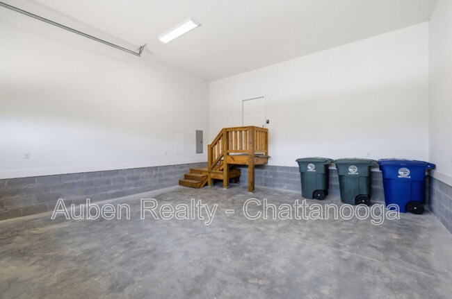 Building Photo - 3556 Cottonwood Ln
