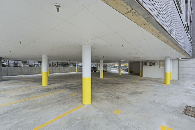 Building Photo - 9-11 Passaic St