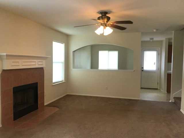 Building Photo - Bryan -2 Story / 3 bedroom /2.5 bath / 2 c...
