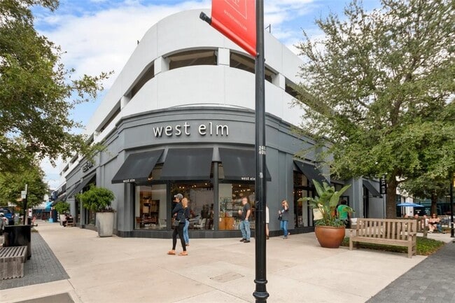 Building Photo - 800 S Dakota Ave