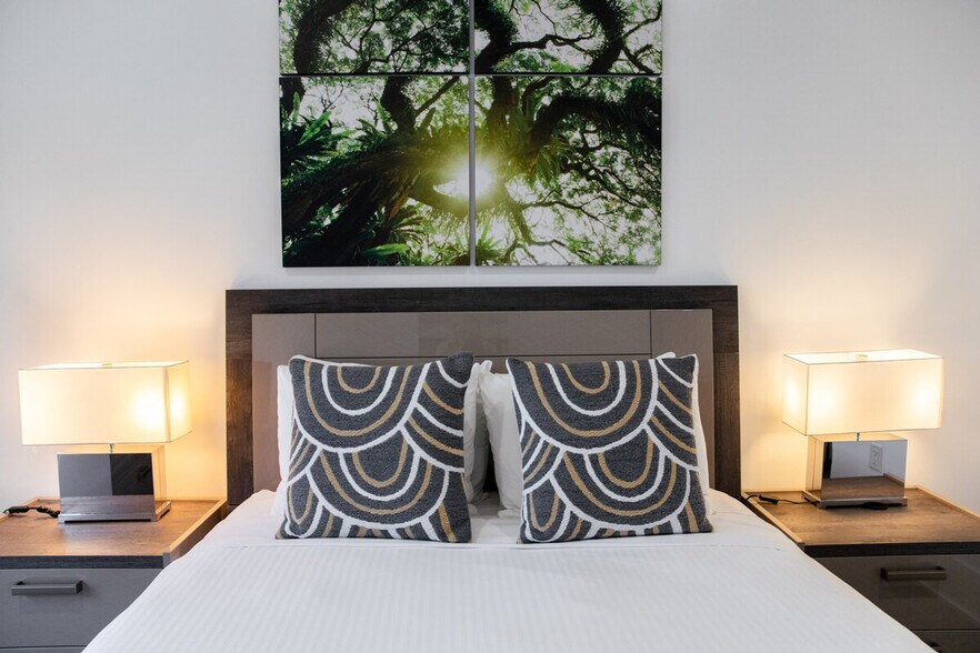 Building Photo - 1424 Adams St