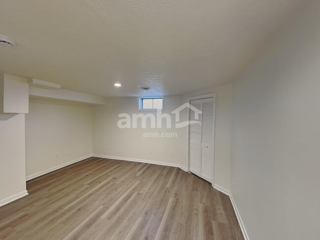 Building Photo - 8331 Priestley Dr