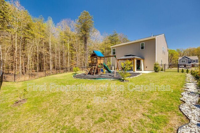 Building Photo - 1131 Ava Trail Ln