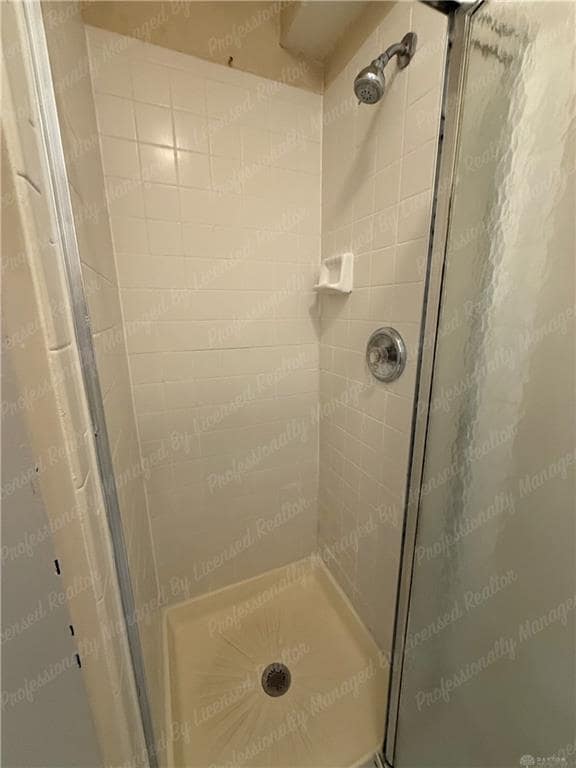 Building Photo - 1147 Captains Bridge