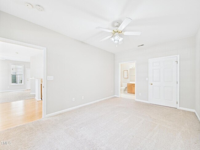 Building Photo - 2111 Kudrow Ln
