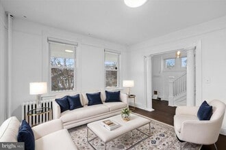 Building Photo - 4252 Clay St NE