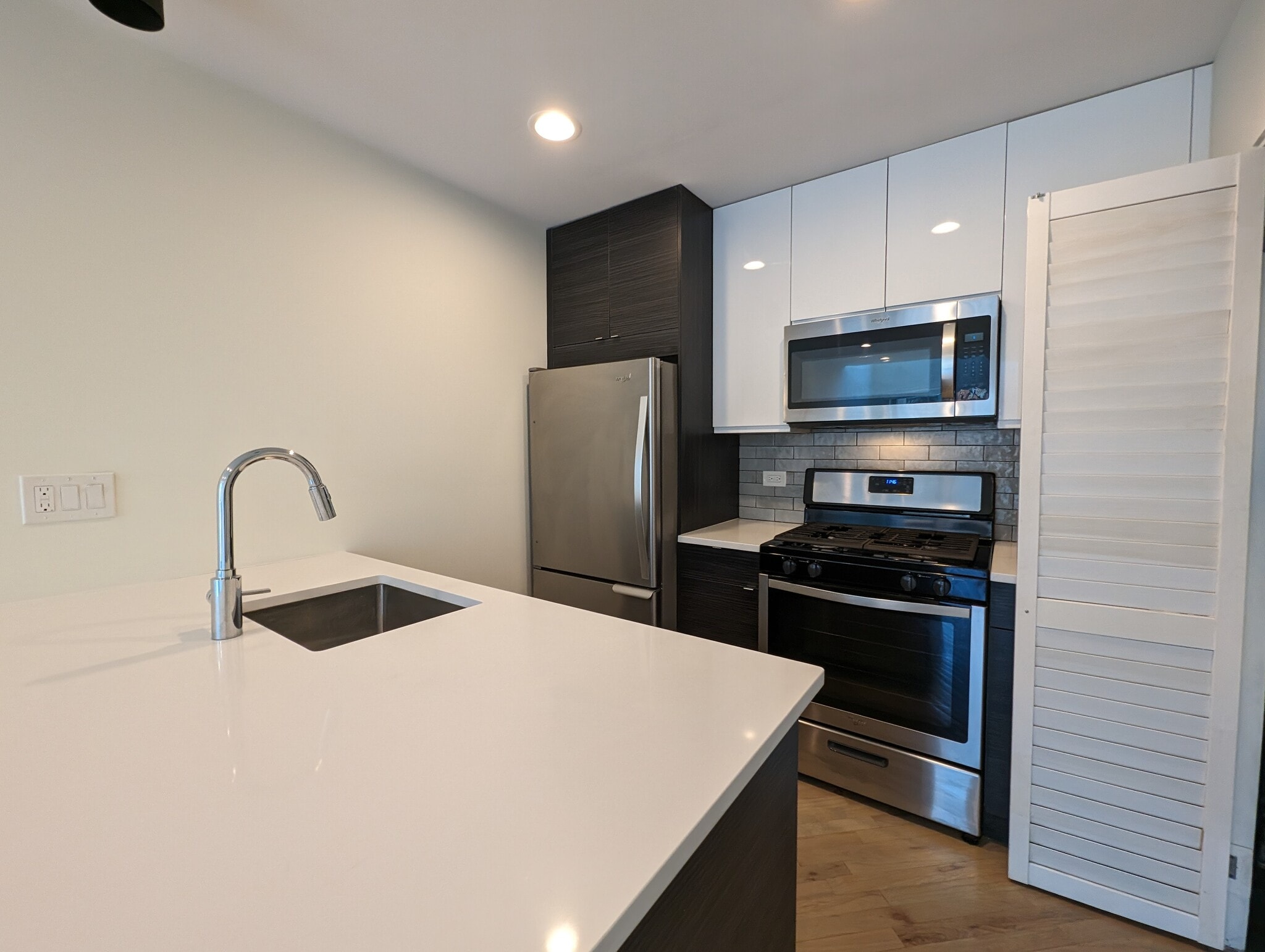 Building Photo - 1014 W Grace St