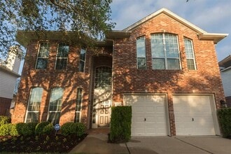 Building Photo - 2511 Sun Spot Ln