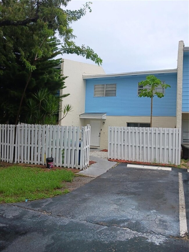 Primary Photo - 22319 SW 103rd Ave