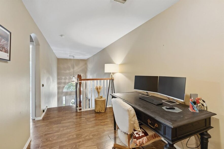 Building Photo - 7606 N Linpar Ct