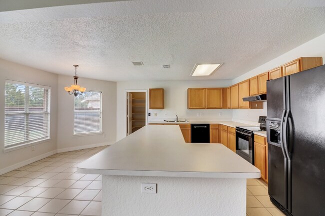 Building Photo - 6410 Birkdale Ln
