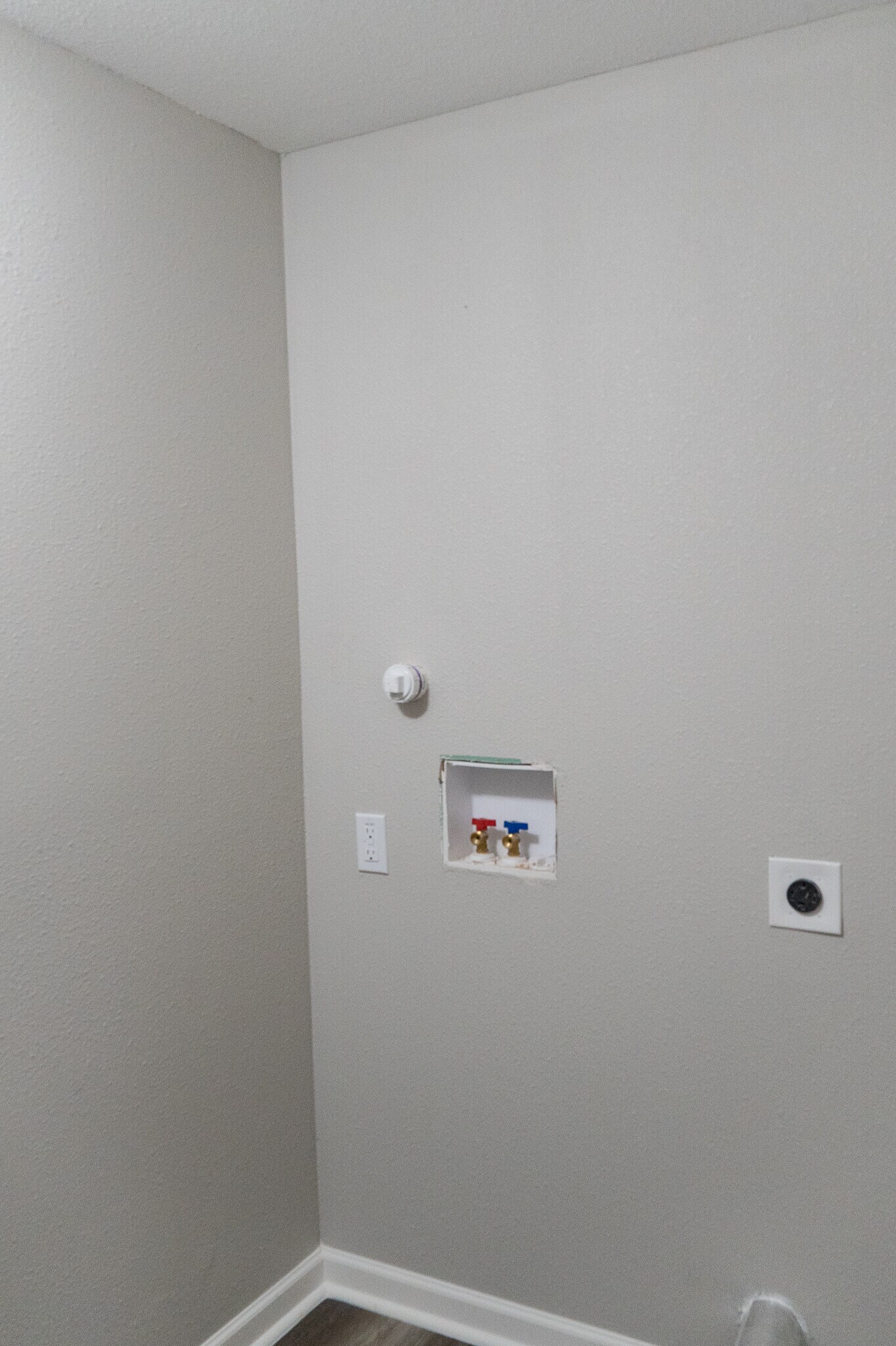 Building Photo - 1104 Southampton St