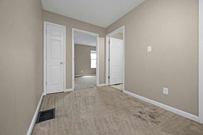 Building Photo - 6636 S Wilson Rd