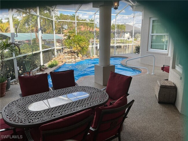 Building Photo - 2605 Beach Pkwy W