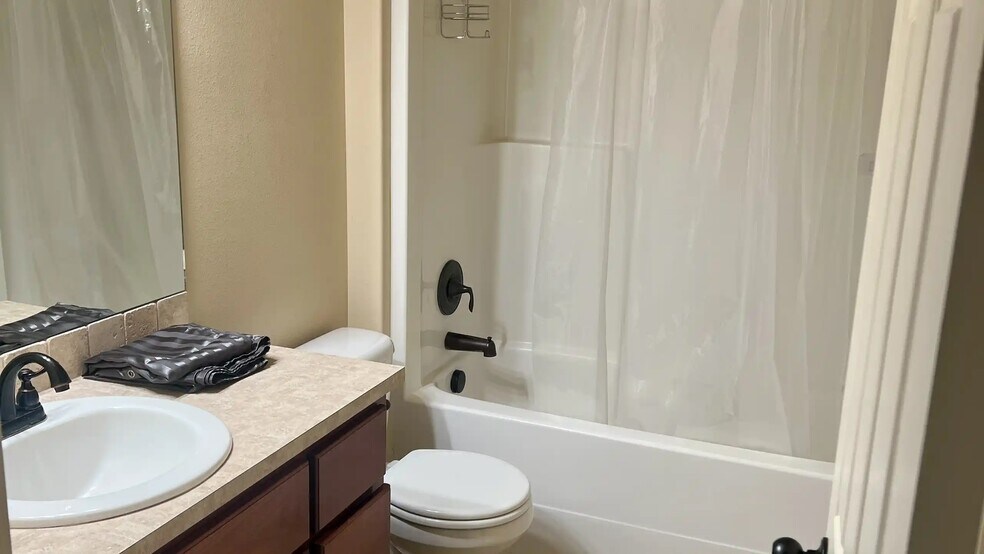 Building Photo - 3703 NW 122nd St