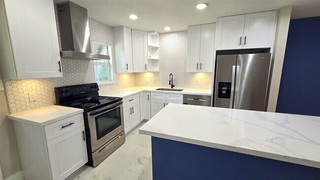 Building Photo - 4018 Woodfox St