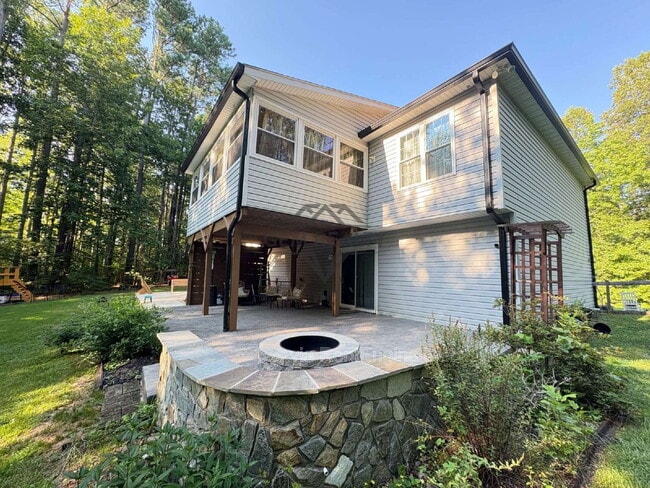 Building Photo - 21 Countryside Dr