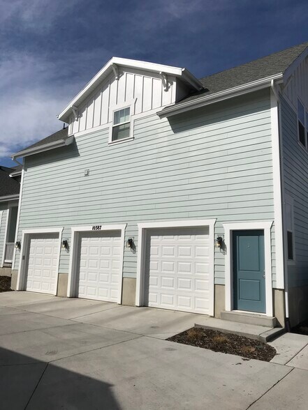 Building Photo - 10387 S Sturgeon Drive