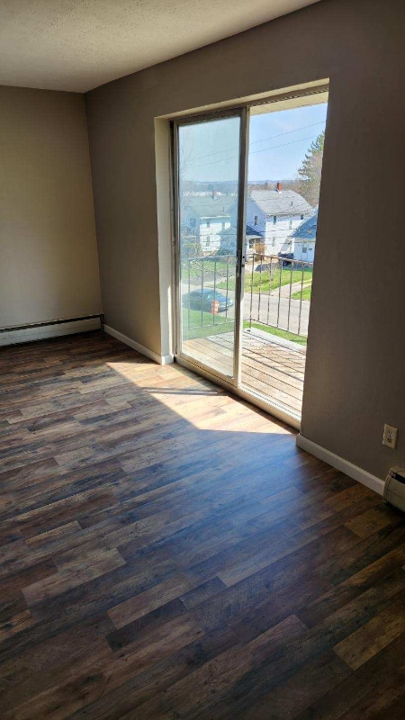 Building Photo - 20-60-60 S Linden Rd