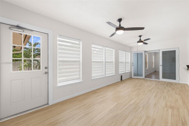 Building Photo - 7700 NW 11th Pl