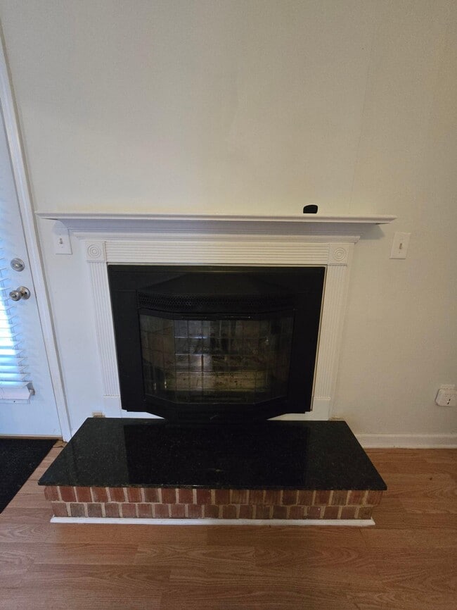 Building Photo - 5945 Lost Creek Dr