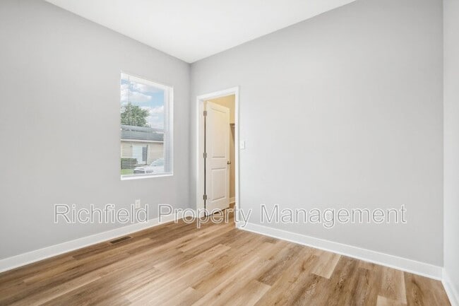 Building Photo - 1602 Quill St