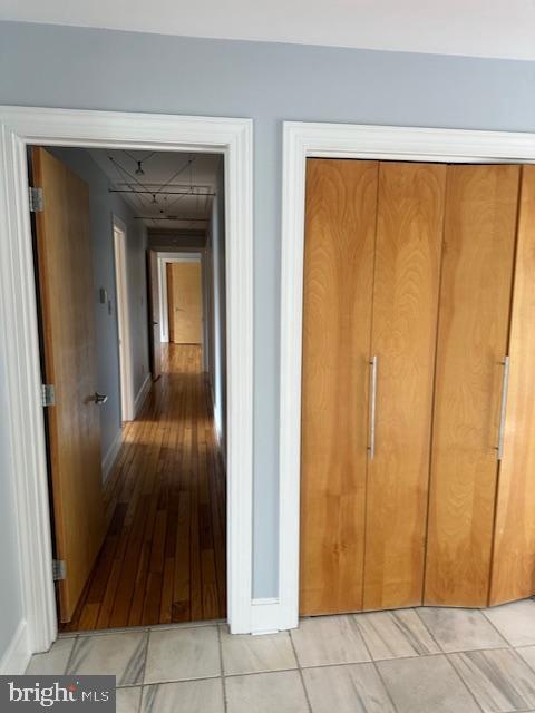 Building Photo - 1065 Lyme Ct
