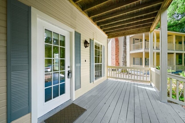 Building Photo - 5374 Rosedown Ct