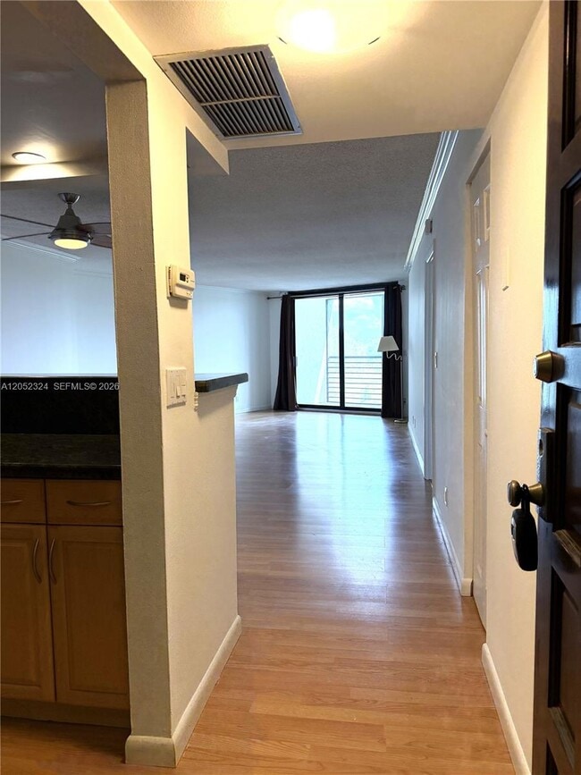 Building Photo - 3800 N Hills Dr