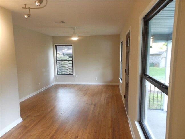 Building Photo - 4615 Banister Ln