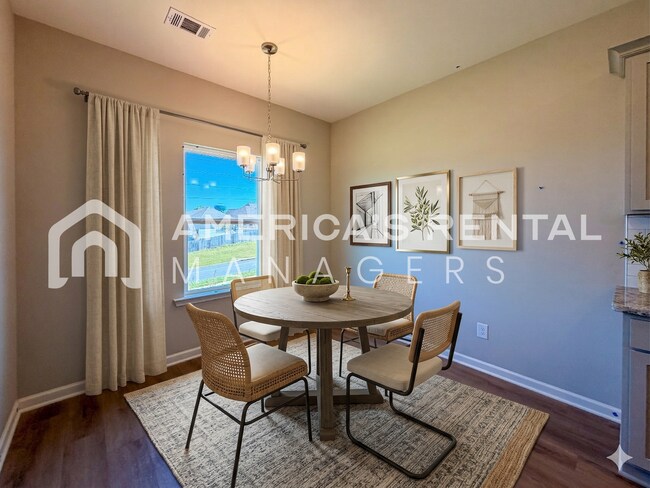 Building Photo - DEPOSIT PENDING!!! - Brand New Three Bedroom Hudson Plan for Rent in Tuscaloosa! Sign a 13-month ...