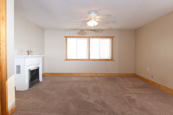 Building Photo - 952 88th Ln NW