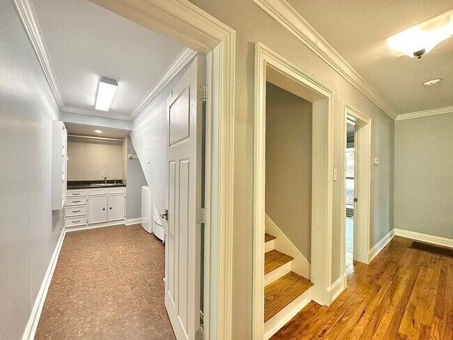 Building Photo - Spacious 4 Bedroom in the Heart of Tyler! Available Now!