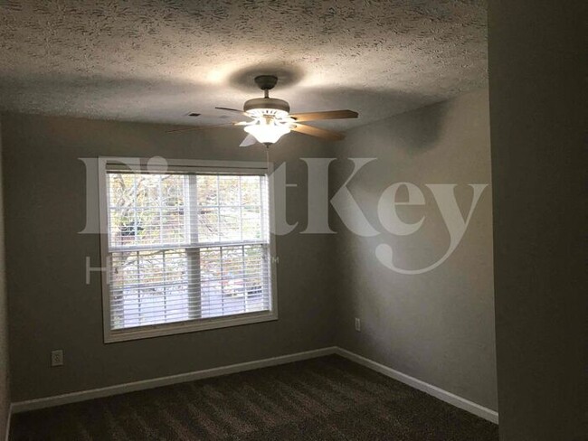 Building Photo - 3421 Lynley Mill Ln