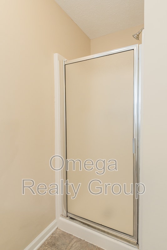 Building Photo - 614 River Birch Dr