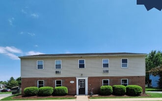 Building Photo - 130 W Charlotte St